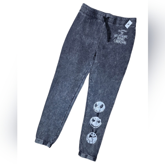 The Nightmare Before Christmas Jack Skellington Disney Parks sweatpants NWT - Picture 2 of 10